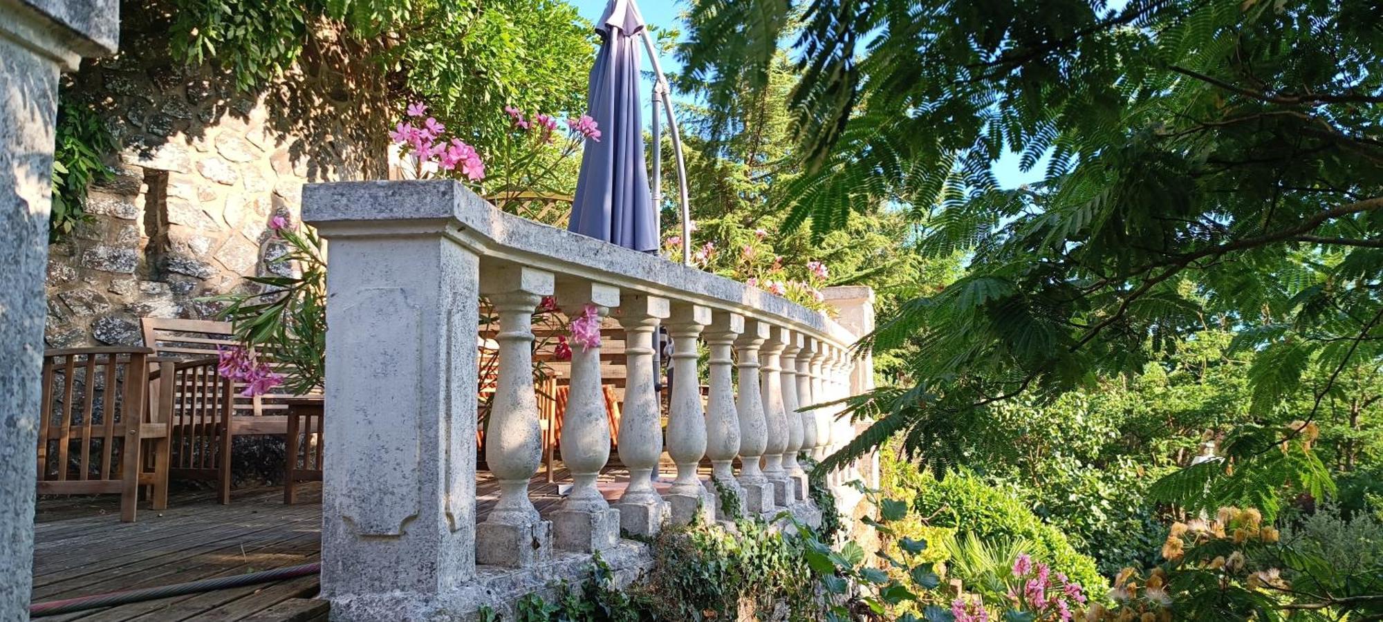 Gite De Charme Atypique Vue Panoramique Montrevault Dış mekan fotoğraf