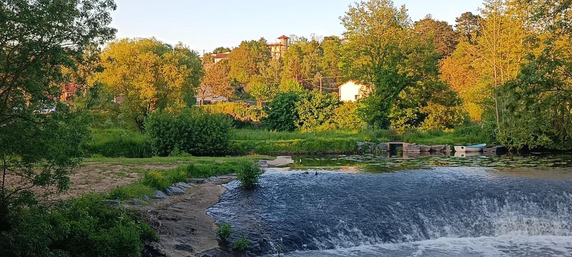 Gite De Charme Atypique Vue Panoramique Montrevault Dış mekan fotoğraf