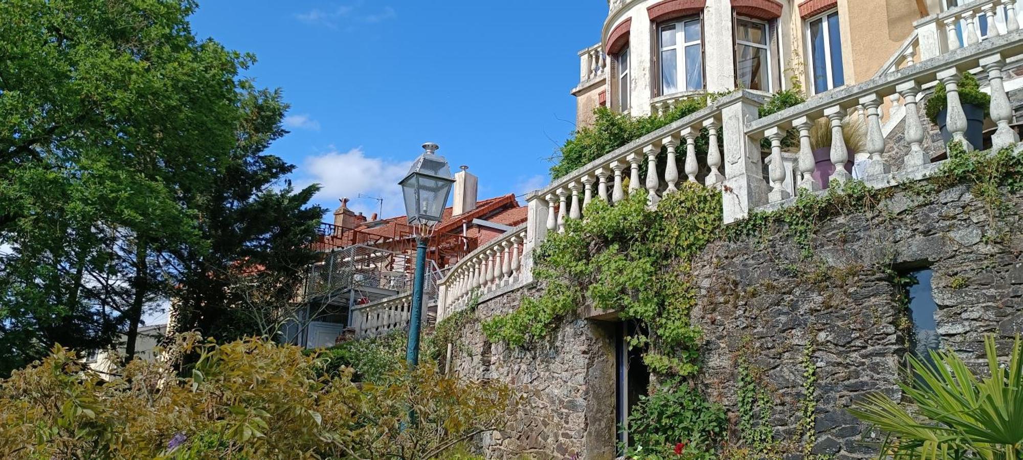 Gite De Charme Atypique Vue Panoramique Montrevault Dış mekan fotoğraf